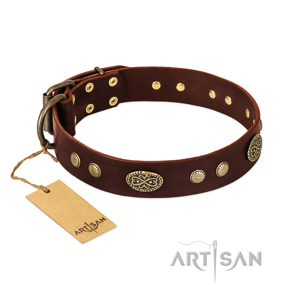 Strong fittings on genuine leather dog collar for your pet