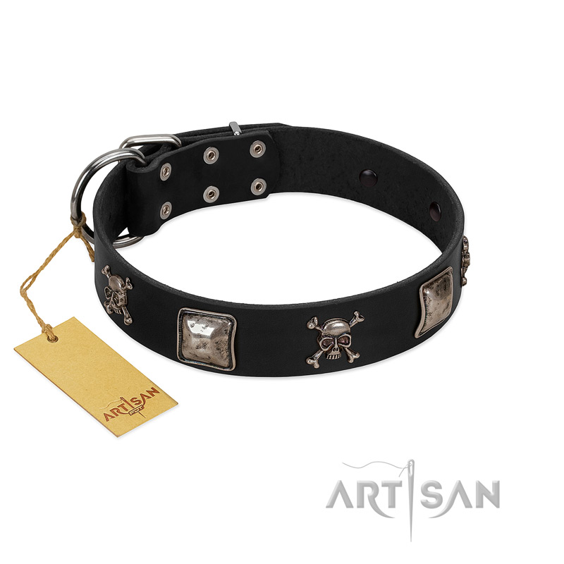"Sea Rover" Embellished FDT Artisan Black Leather Amstaff Collar with Chrome Plated Crossbones and Plates - Click Image to Close